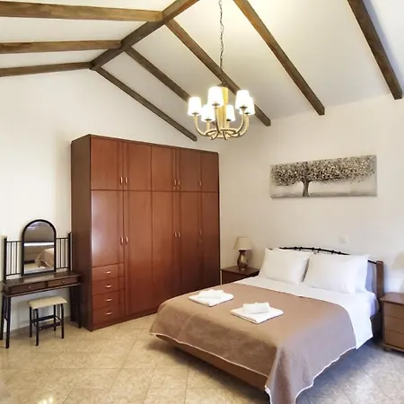 Oasis Apartment Ammoudia Exterior photo